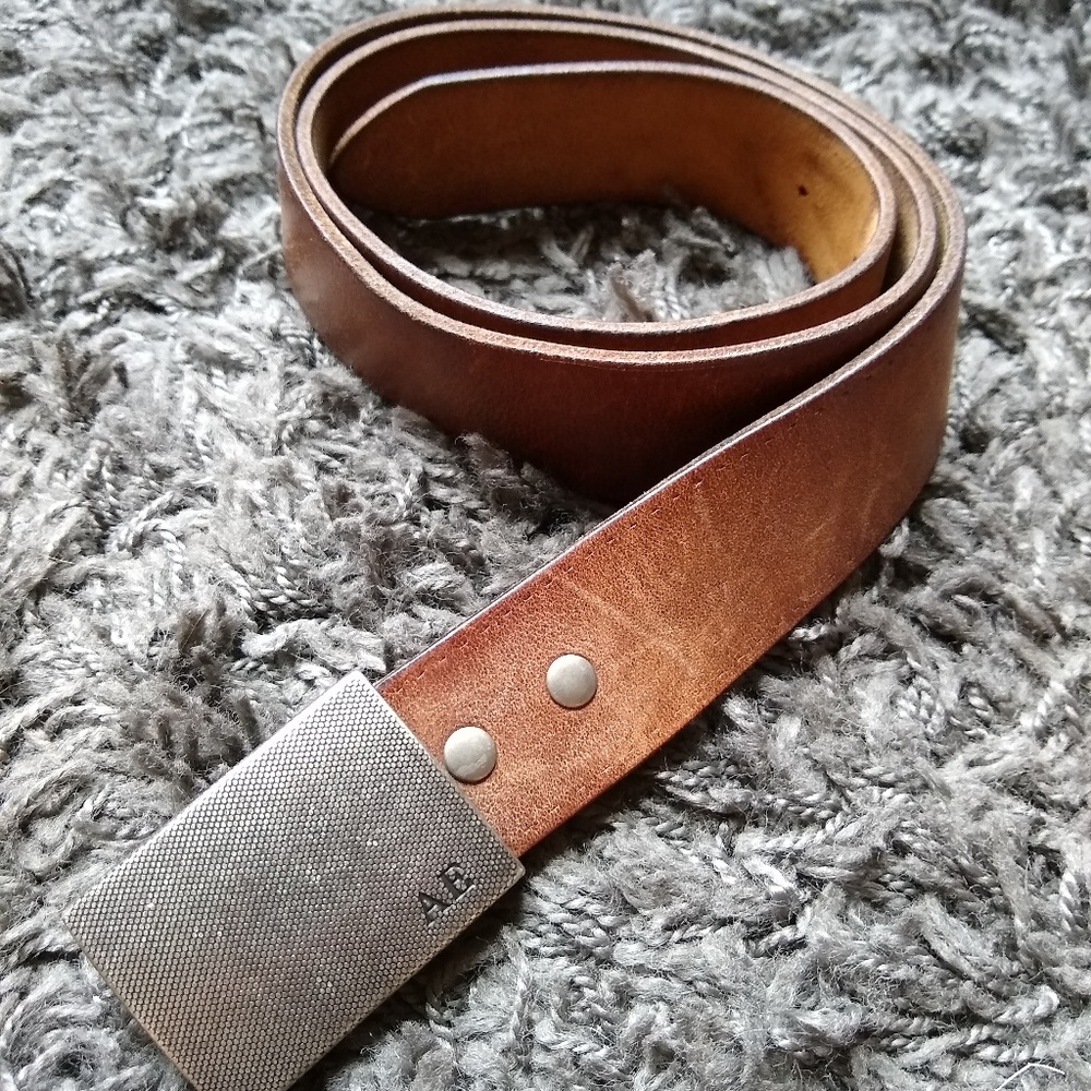 Men's American Eagle Distressed Leather Belt